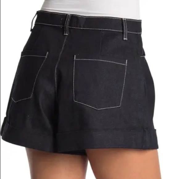 WeWoreWhat Cuff Shorts NWT Sz 24in - Picture 2 of 4
